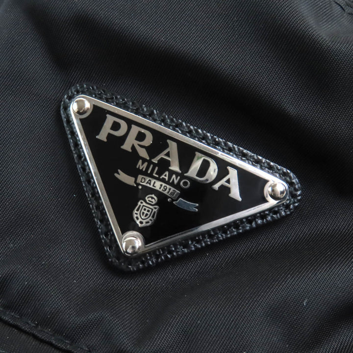 Great PRADA hat Triangle logo with Re-Nylon bucket hat Women M 1HC137