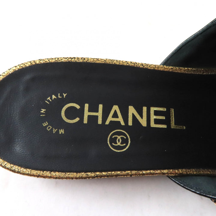 Pristine CHANEL Mule COCO Mark Chain embellished black leather Women 37.5 19A
