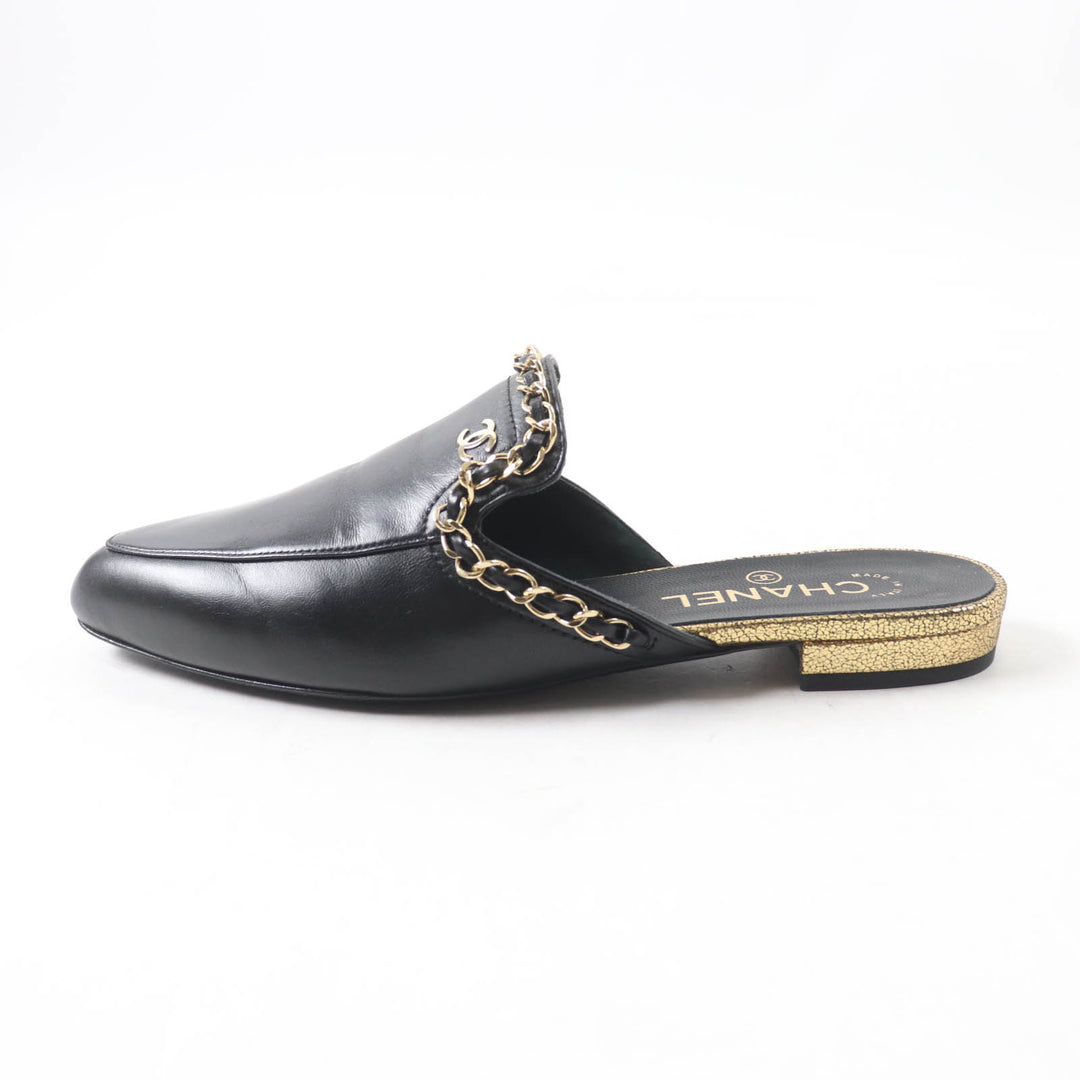 Pristine CHANEL Mule COCO Mark Chain embellished black leather Women 37.5 19A