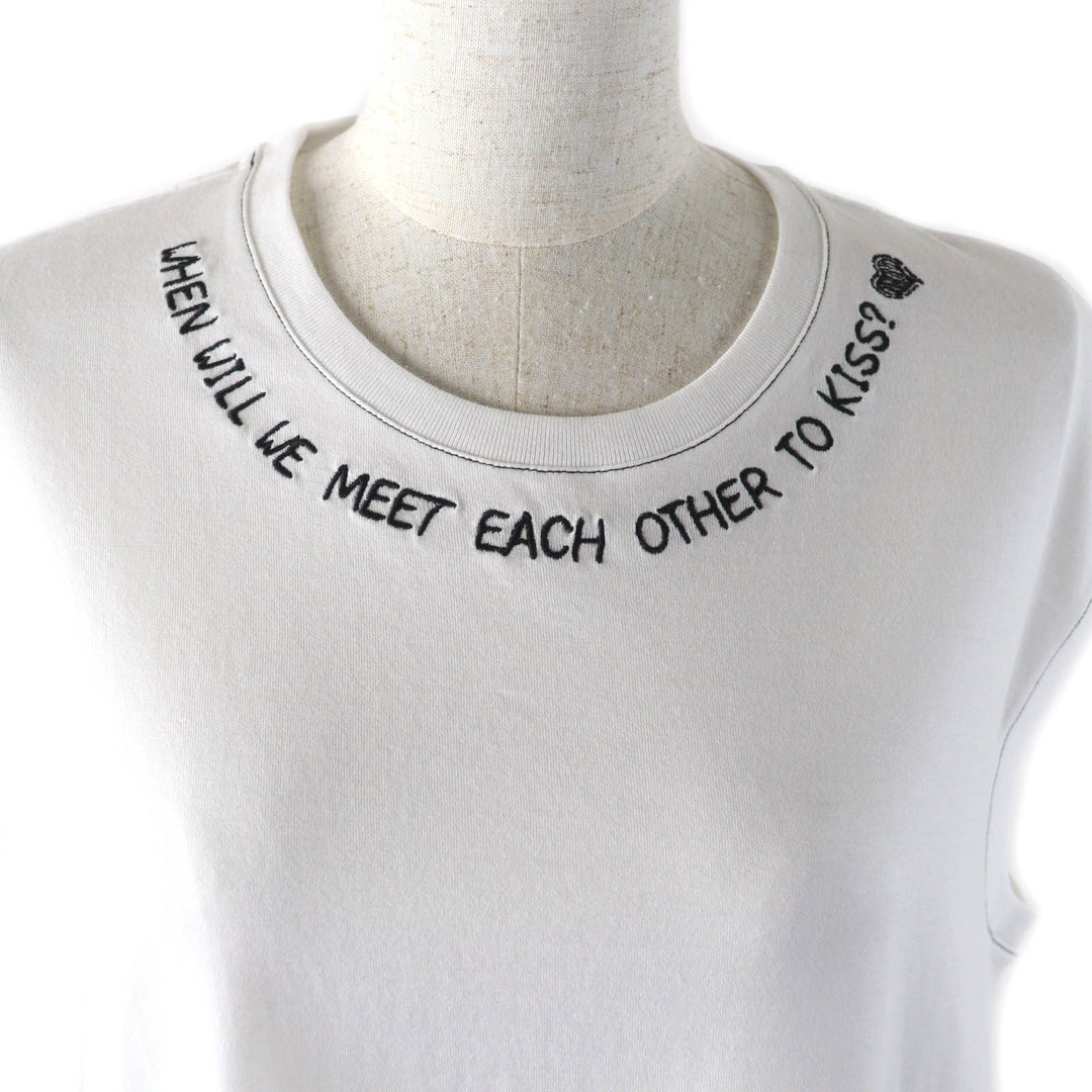 Excellent DOLCE&GABBANA T-shirt Embroidered logo Sleeveless white cotton Women
