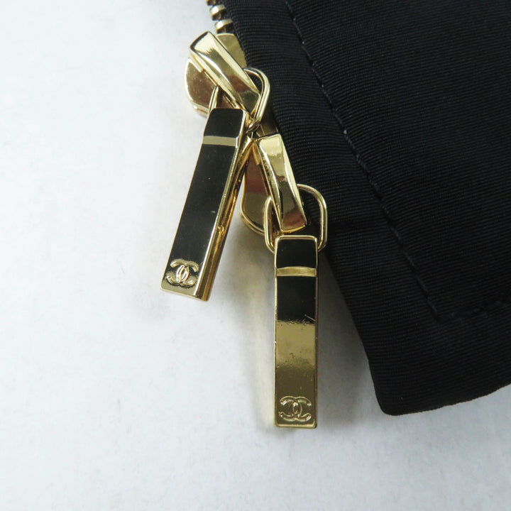 Excellent CHANEL Jacket COCO MarkChain design hoodie/ black silk Women 34 23B P75490