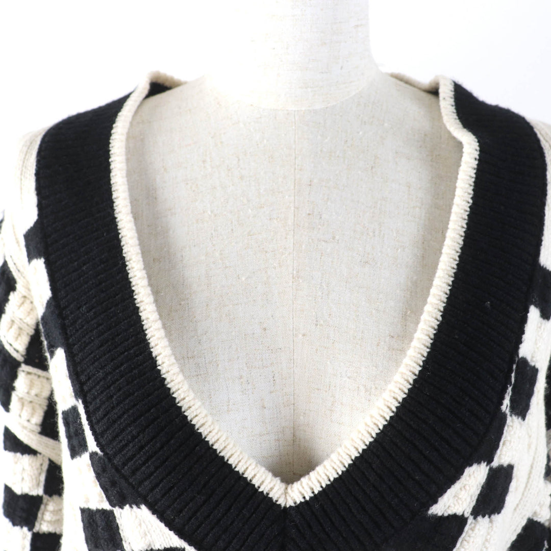 Excellent CHANEL knit COCO Mark Button Cable Knit Deep cashmere Women 38 P74123K10621