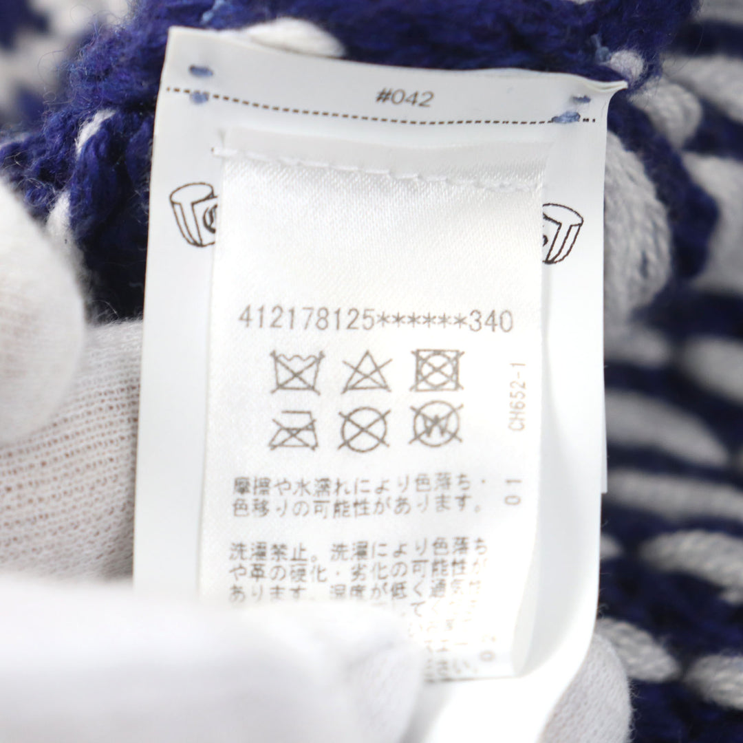 Great CHROME HEARTS sweater Both sleeves have CH plus patches