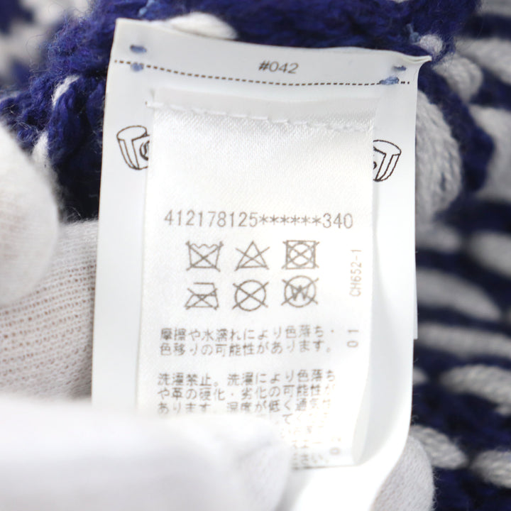 Great CHROME HEARTS sweater Both sleeves have CH plus patches