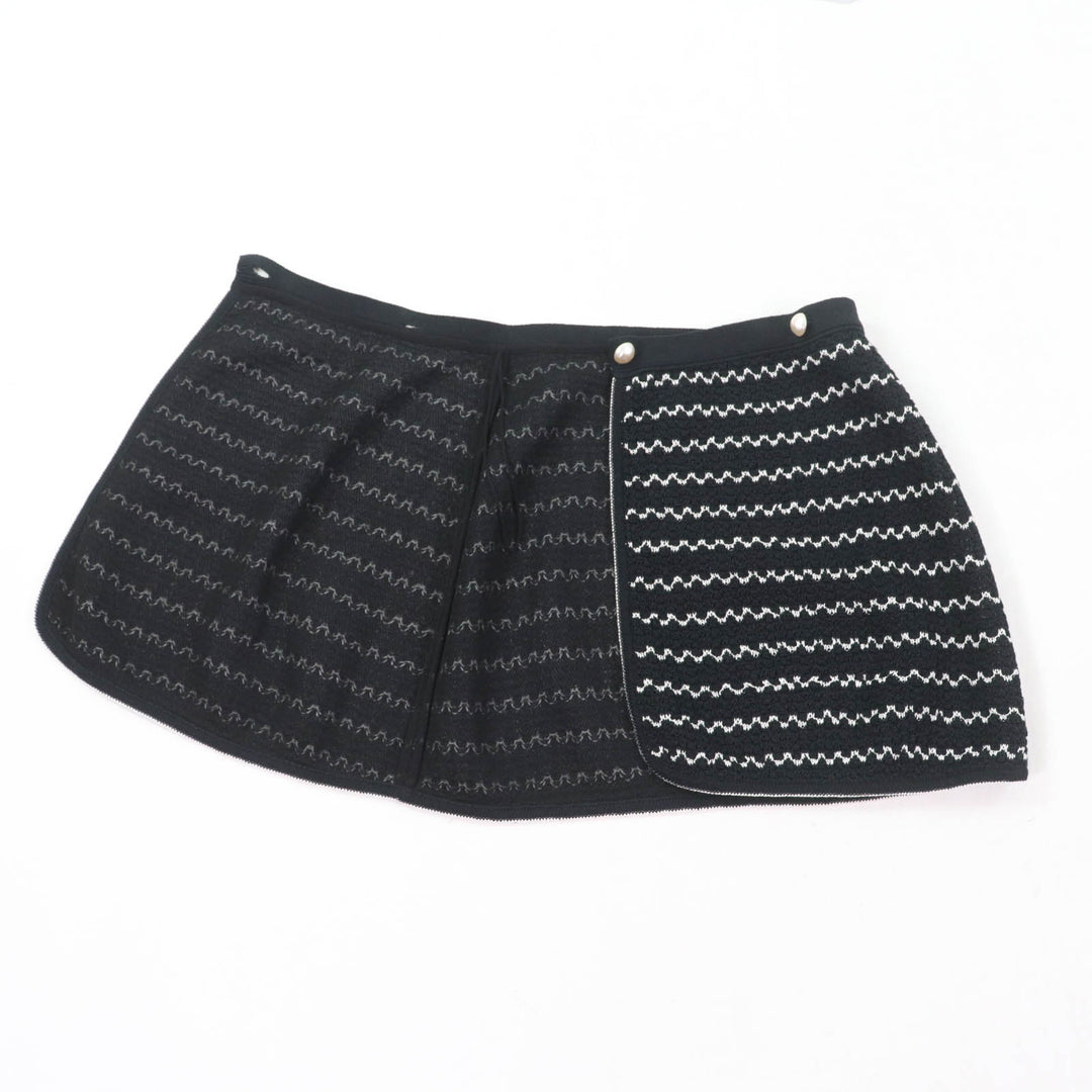 Great CHANEL Wrap skirt trapezoid Black White cotton Women 34 P49277