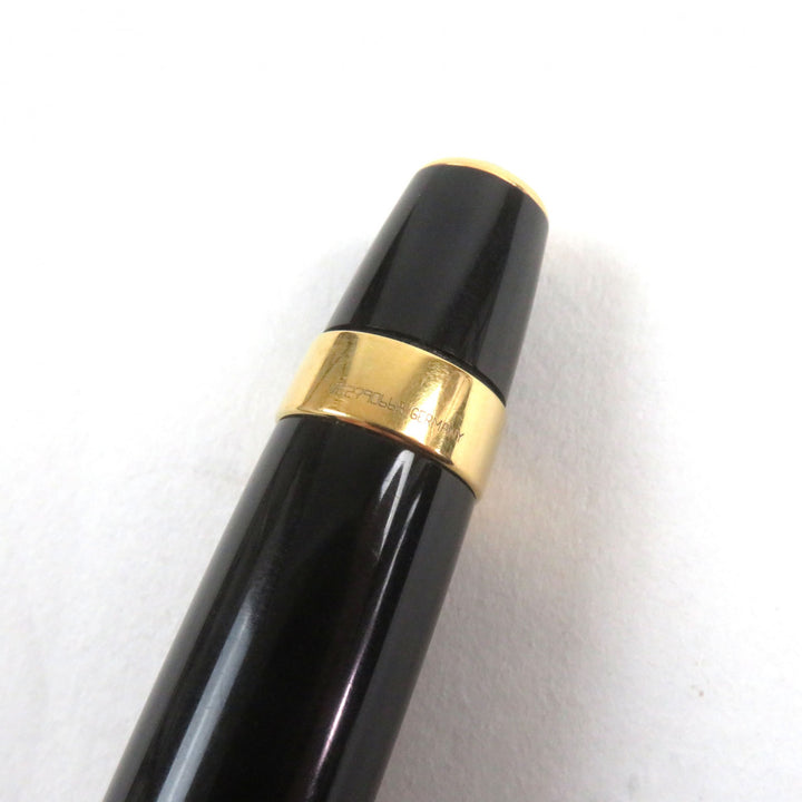 Good MONTBLANC Ballpoint pen boheme rouge Engraved logo, white star with stone,