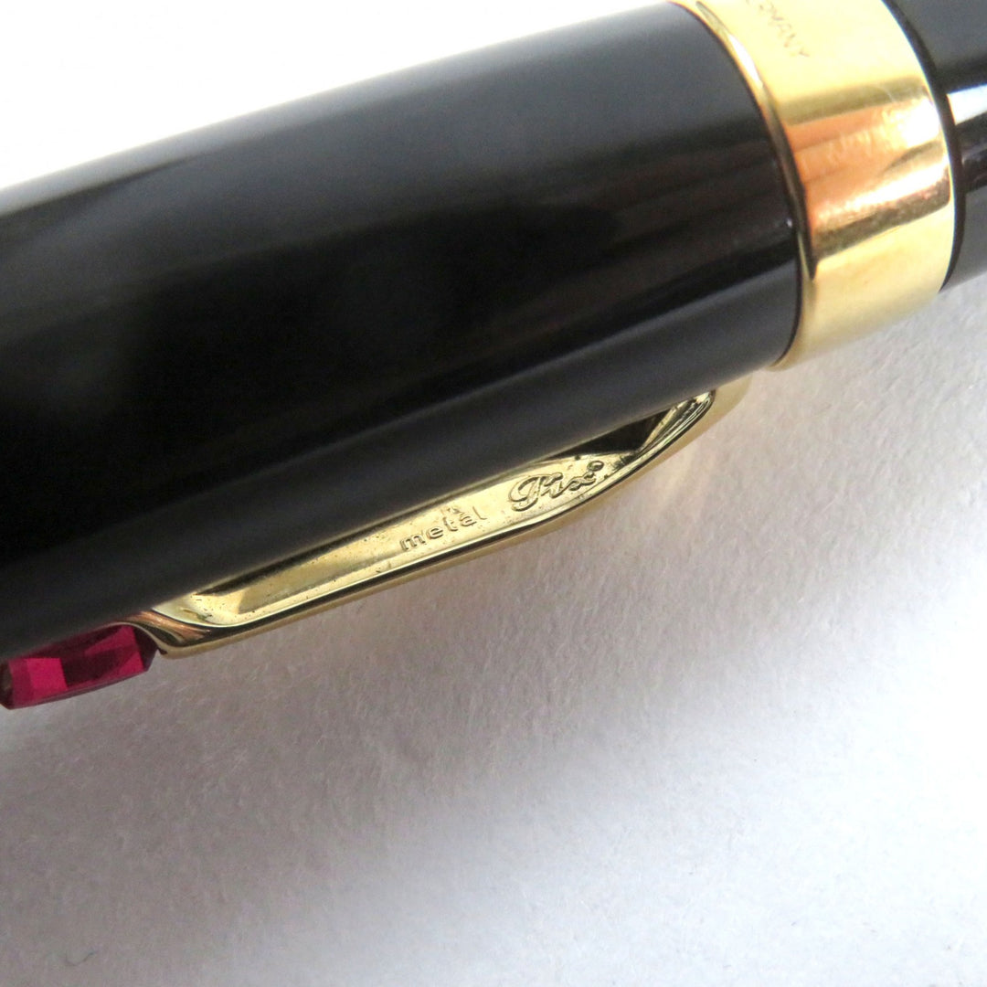 Good MONTBLANC Ballpoint pen boheme rouge Engraved logo, white star with stone,
