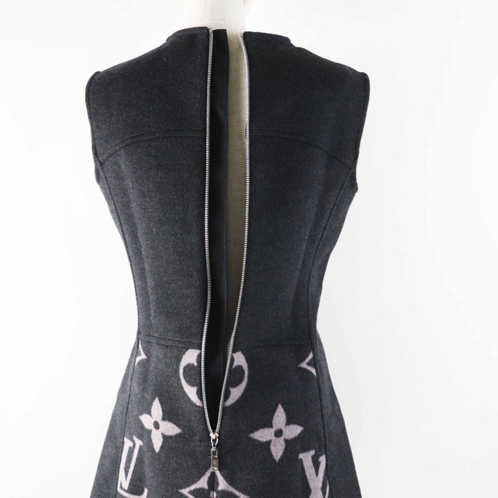 Excellent LOUIS VUITTON one piece Monogram sleeveless Dark gray 36