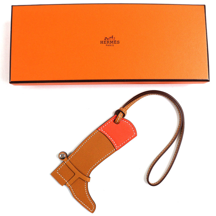 Pristine HERMES charm Paddock boots Serie button Voatler Women