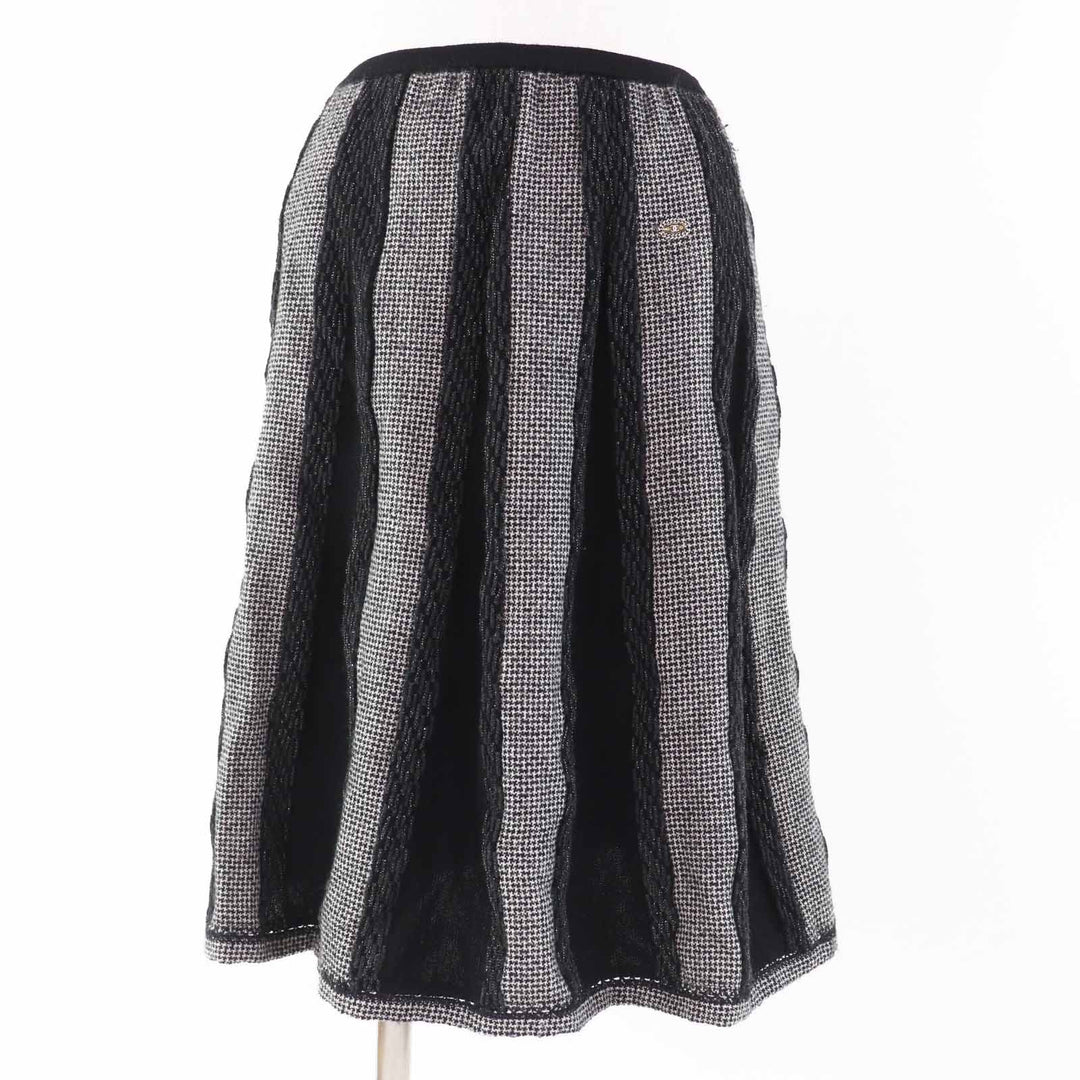 Excellent CHANEL skirt Comes with COCOMark plate Black gray white wool Women 40 05A P26661