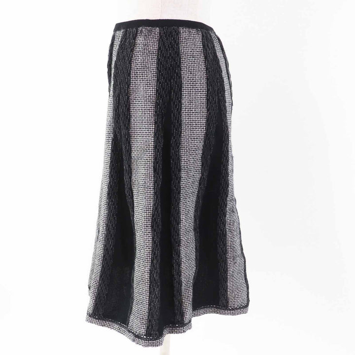 Excellent CHANEL skirt Comes with COCOMark plate Black gray white wool Women 40 05A P26661