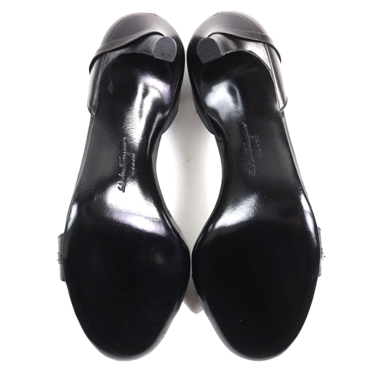 Excellent Salvatore Ferragamo Sandals Vara Bow Ankle Strap black leather Women