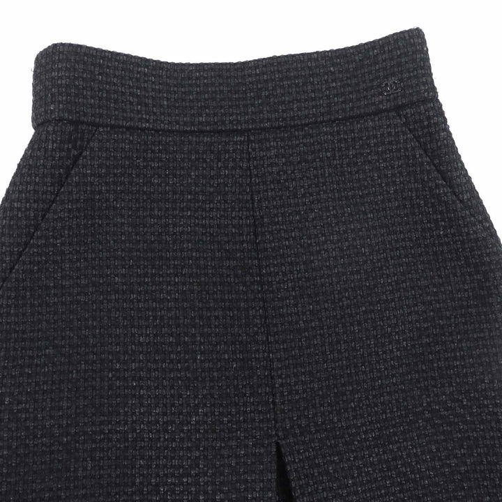 Excellent CHANEL skirt COCO Mark Tweed Knee-Length Tight Skirt black wool Women