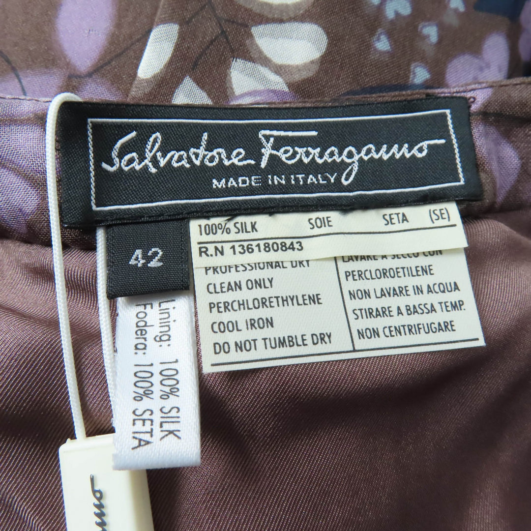 Pristine Salvatore Ferragamo flare skirt Flower and logo print Brown silk Women