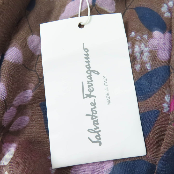 Pristine Salvatore Ferragamo flare skirt Flower and logo print Brown silk Women