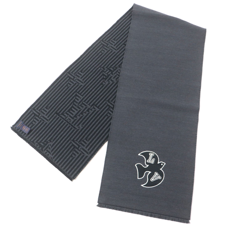 Excellent LOUIS VUITTON Scarf Echarpe LV Harmony with logo patch gray M77944