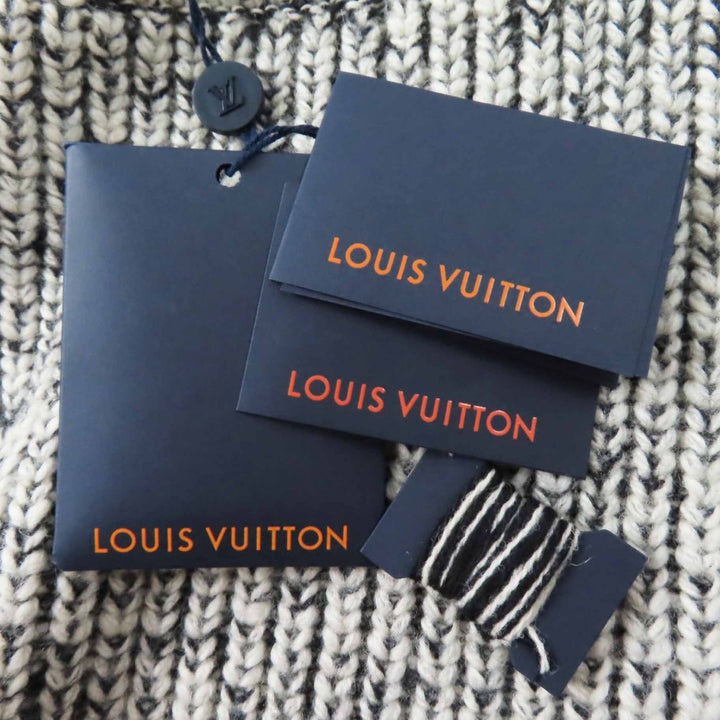 LOUIS VUITTON knit Sweaters Dresses Leather belt Patch Long sleeve Black White