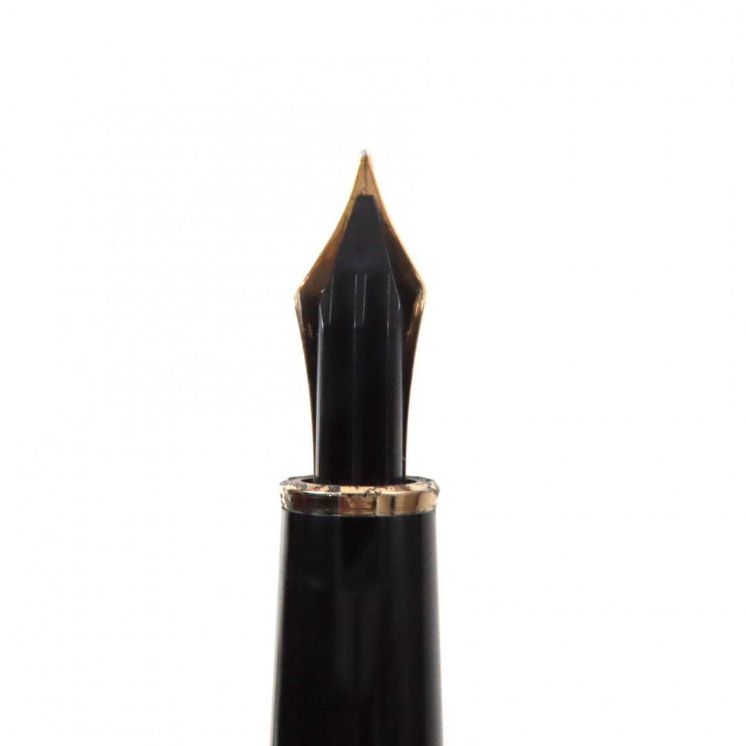 Very Good MONTBLANC fountain pen Meisterstück Classic white star black 14K mens