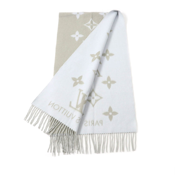 Great LOUIS VUITTON Stall Escalp Reykjavik Gray light blue cashmere M70462