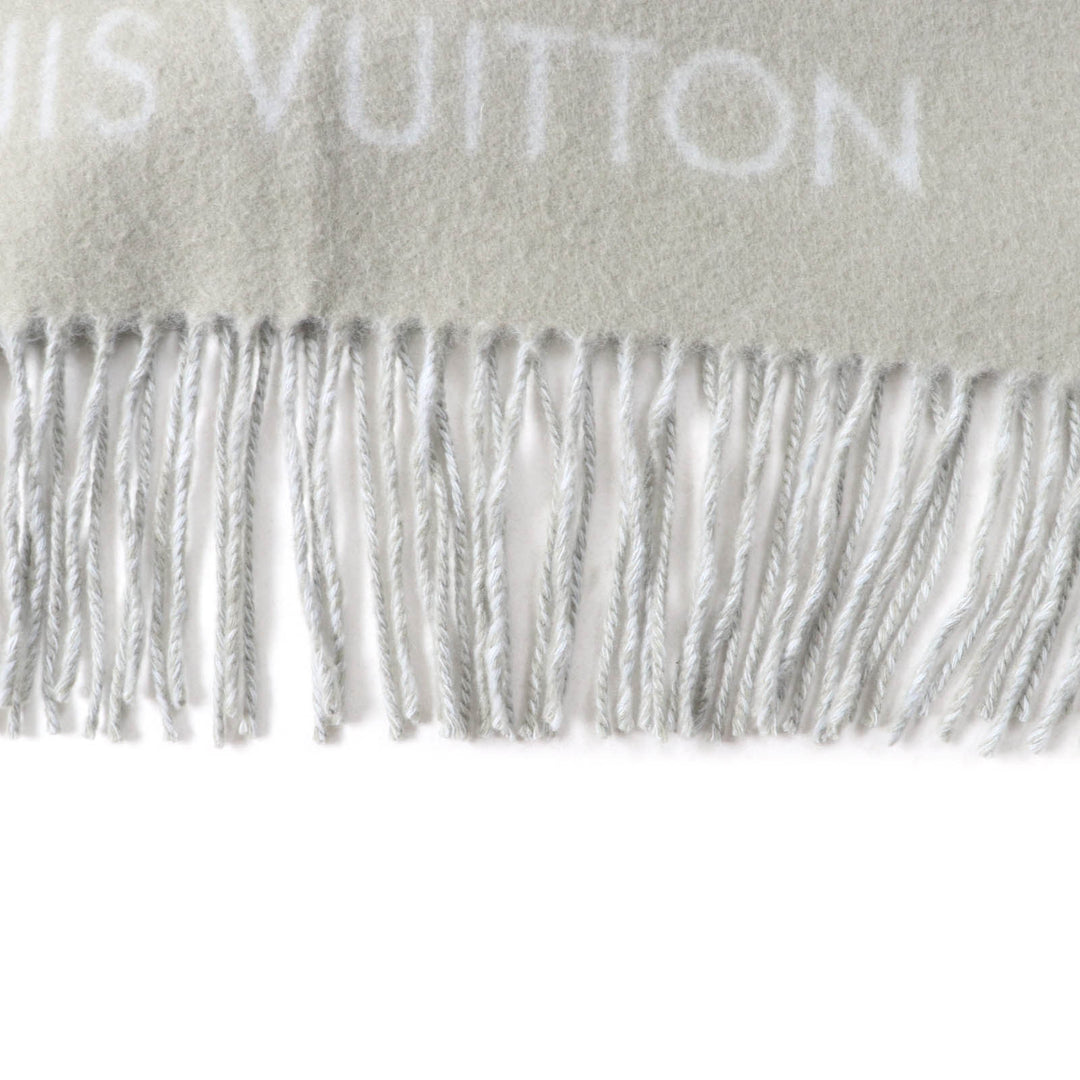 Great LOUIS VUITTON Stall Escalp Reykjavik Gray light blue cashmere M70462