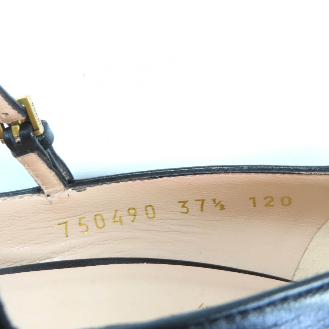 Pristine GUCCI pumps Belt design, almond toe, thick sole black leather Women