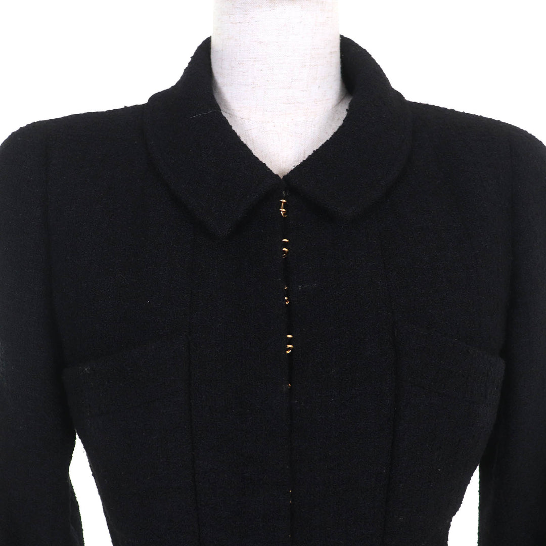 Great CHANEL Jacket COCO Mark button belted tweed shorts black wool 36 96A P08101