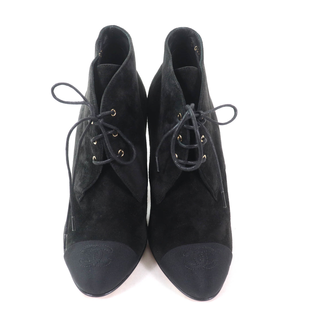 Excellent CHANEL Ankle boots COCO Mark black Suede leather Women 35.5 G33443