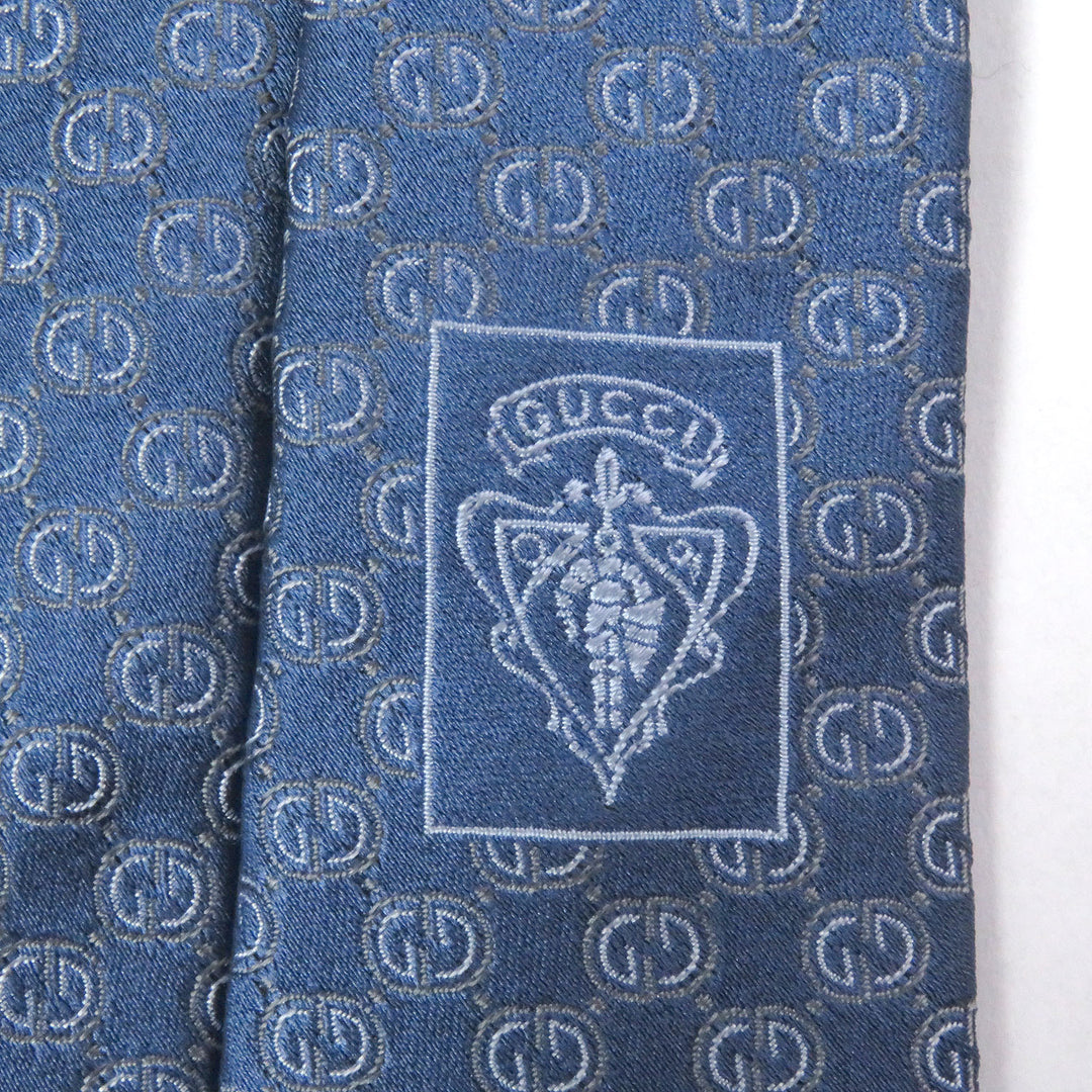 Pristine GUCCI tie GG logo crest wide tie Light blue silk mens