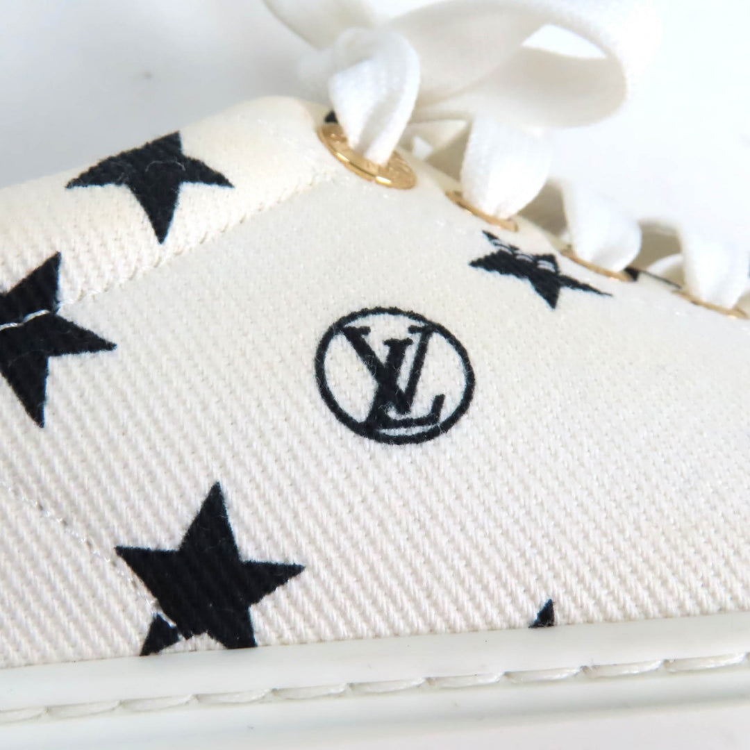 Great LOUIS VUITTON Sneakers timeout line Monogram star Leather White Canvas