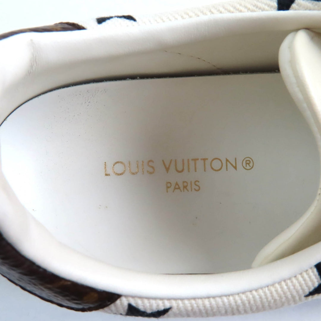 Great LOUIS VUITTON Sneakers timeout line Monogram star Leather White Canvas