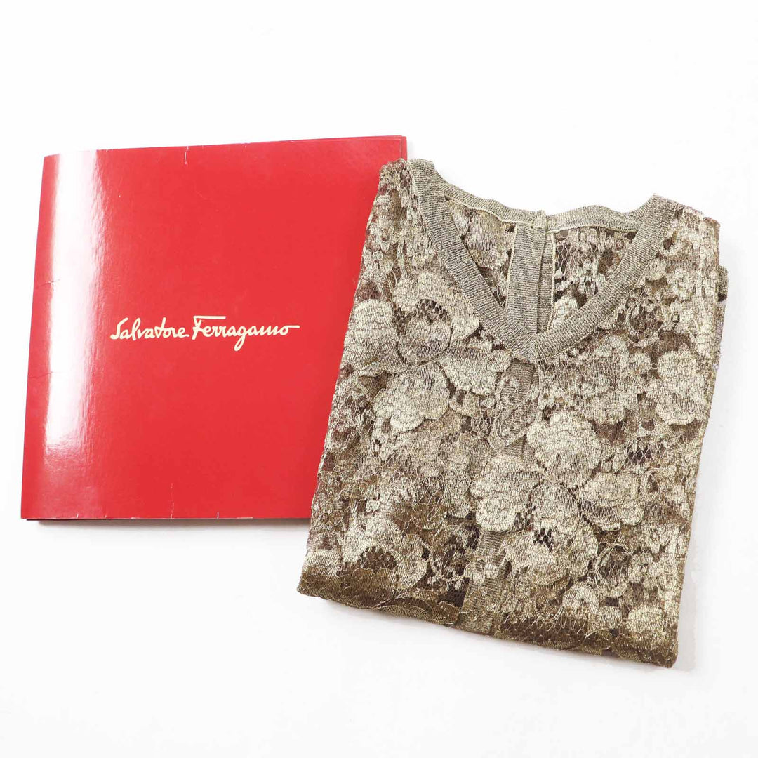 Excellent Salvatore Ferragamo T-shirt Logo buttoned, all lace, short sleeves