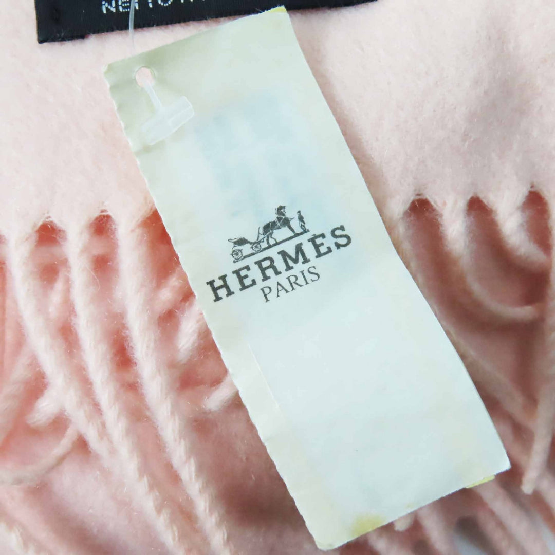 Very Good HERMES shawl Extra large with embroidered logo pink cashmere Women