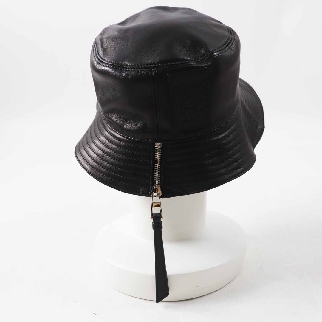 Pristine LOEWE hat Anagram leather patch black Lamb leather Women