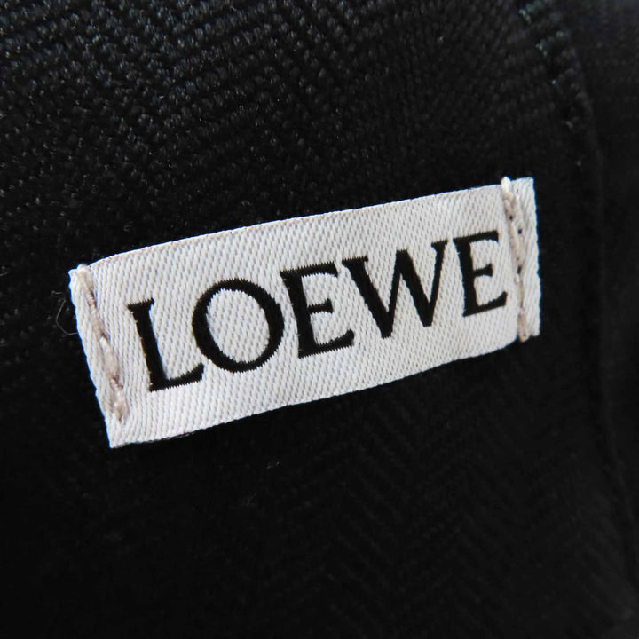 Pristine LOEWE hat Anagram leather patch black Lamb leather Women