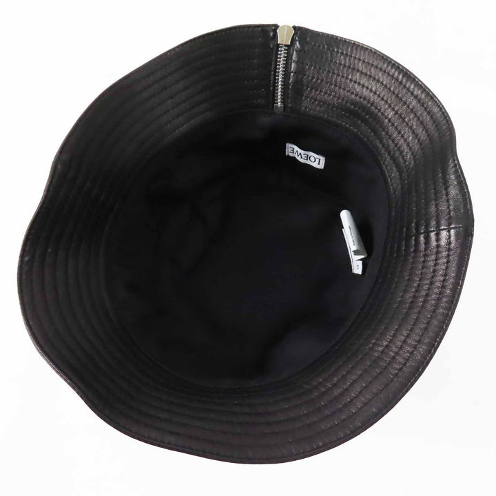 Pristine LOEWE hat Anagram leather patch black Lamb leather Women