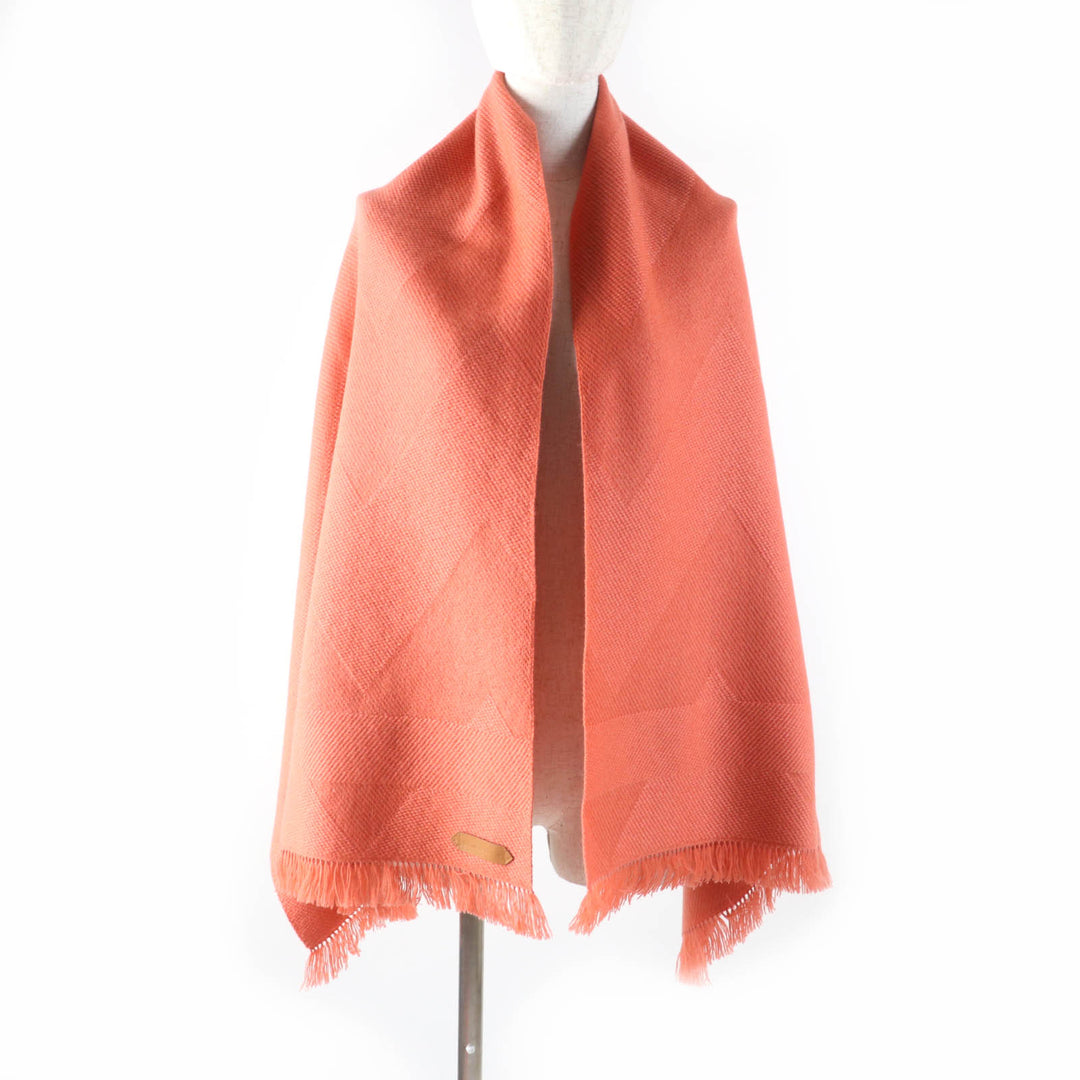 Pristine HERMES Scarf Grand Chevron Leather logo patch and fringe scarf cashmere