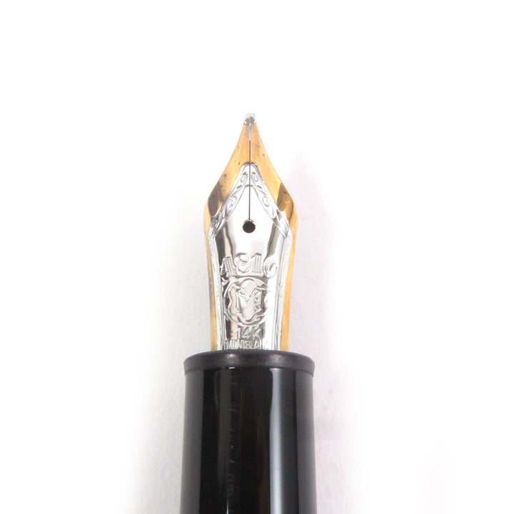 Great MONTBLANC fountain pen Meisterstck Cap type Black gold 14K mens