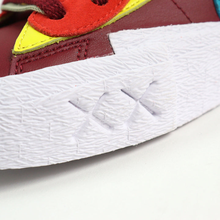 Pristine NIKE KAWS SACAI Lowcut sneakers BLAZER LOW multicolo leather mens 27