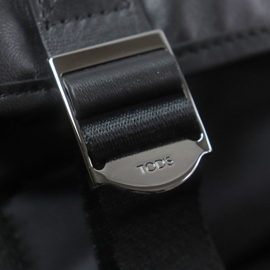 TOD’S Backpack Medium fabric and leather black XBMTRKG0300SPFB999