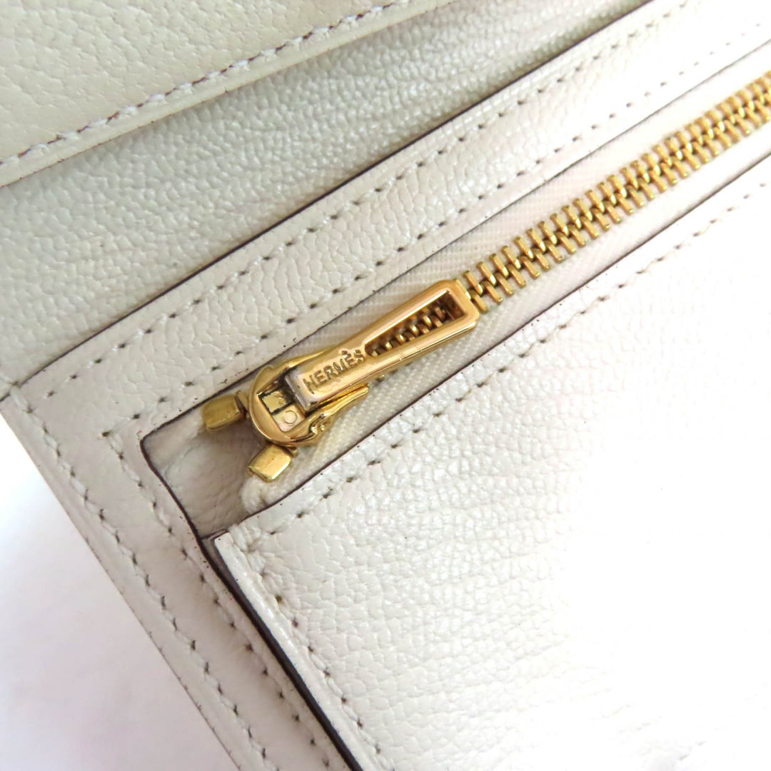 Pristine HERMES Tri-fold wallet Bearn combine Shave Women