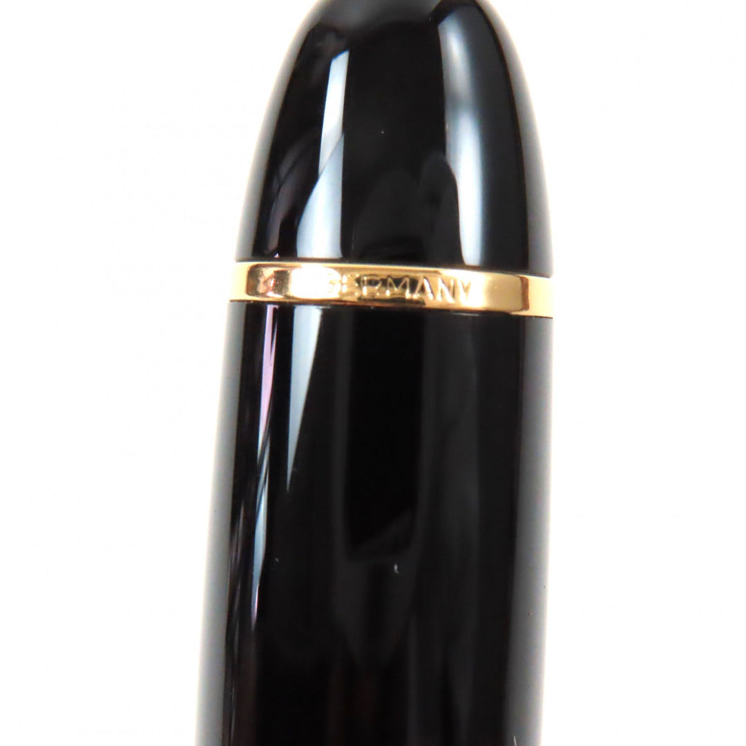 Great MONTBLANC fountain pen Meisterstck 149 white star Black gold 14K mens