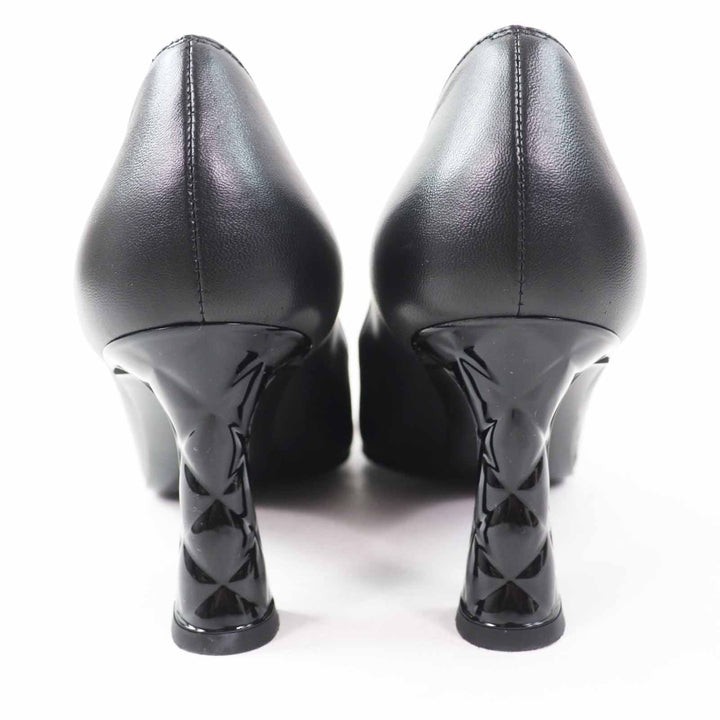 Great CHANEL pumps Matelassehir COCO Mark black leather Women 36 G40154