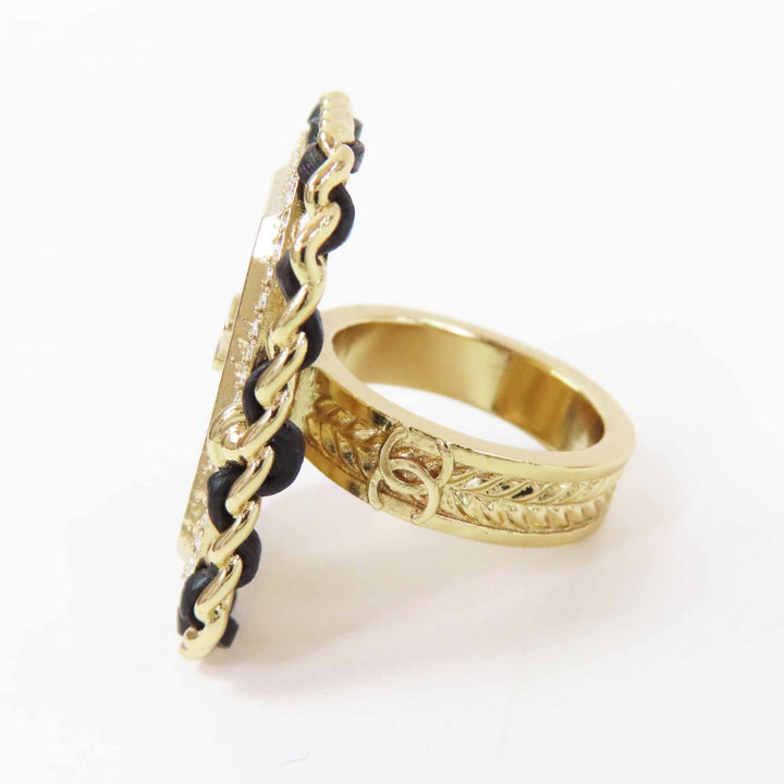 Pristine CHANEL Ring black Women B23A