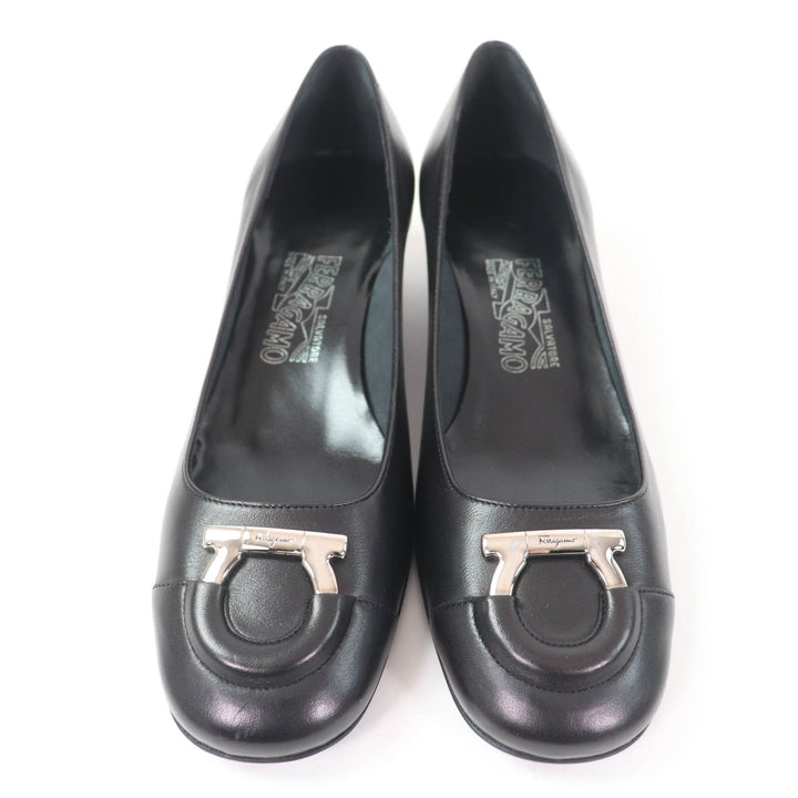 Excellent Salvatore Ferragamo pumps With Gancini Metal black leather Women 8