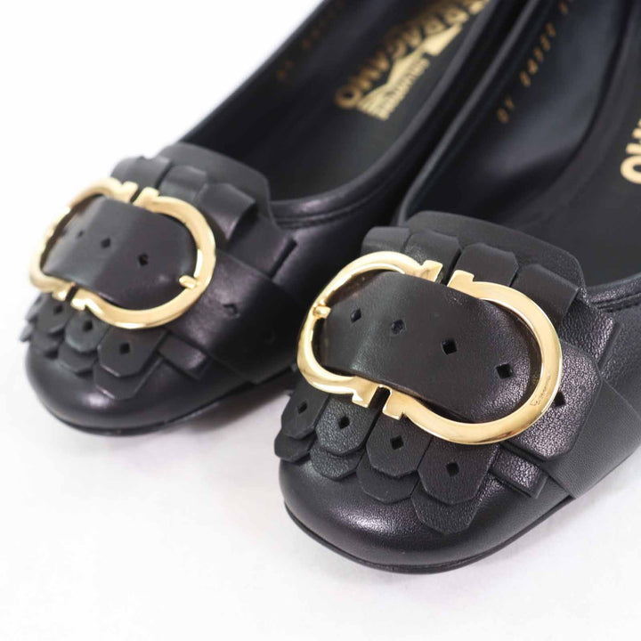 Excellent Salvatore Ferragamo pumps Gancini quilted chunky heel black leather