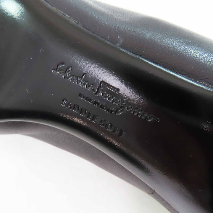 Excellent Salvatore Ferragamo pumps Gancini quilted chunky heel black leather