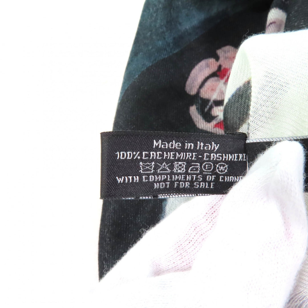 Excellent CHANEL shawl Tweed 2023 all-over patterned scarf with fringe cashmere