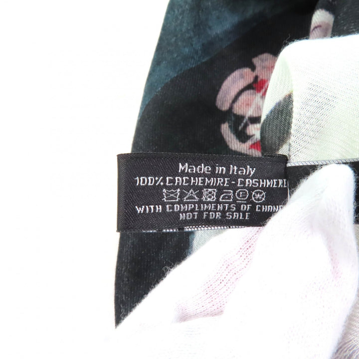 Excellent CHANEL shawl Tweed 2023 all-over patterned scarf with fringe cashmere
