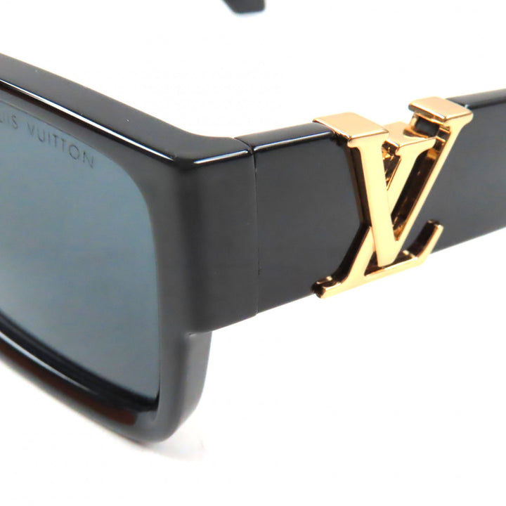 Excellent LOUIS VUITTON sunglasses LV Sleek Square black mens Z2062E