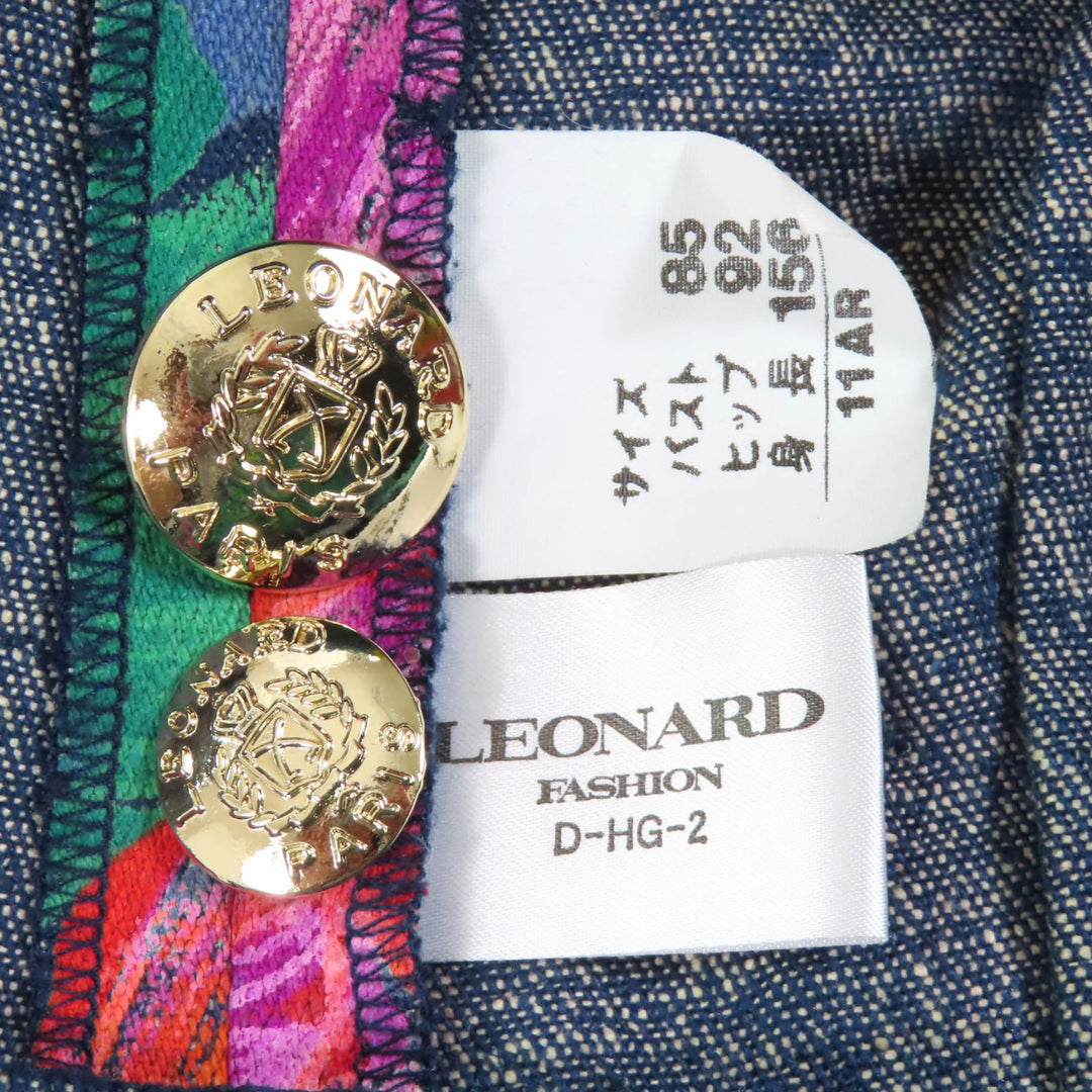 Excellent LEONARD FASHION tailored jacket Logo with gold button andfloralpattern